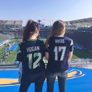 Meet your Posher, Destiny